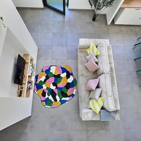 Pop - Apartment