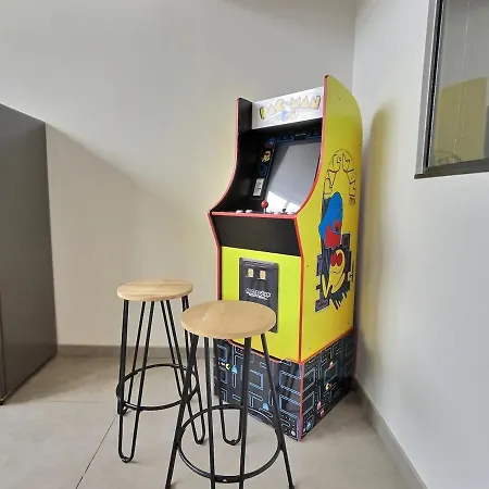 Apartment Pop - Valence (Drome)